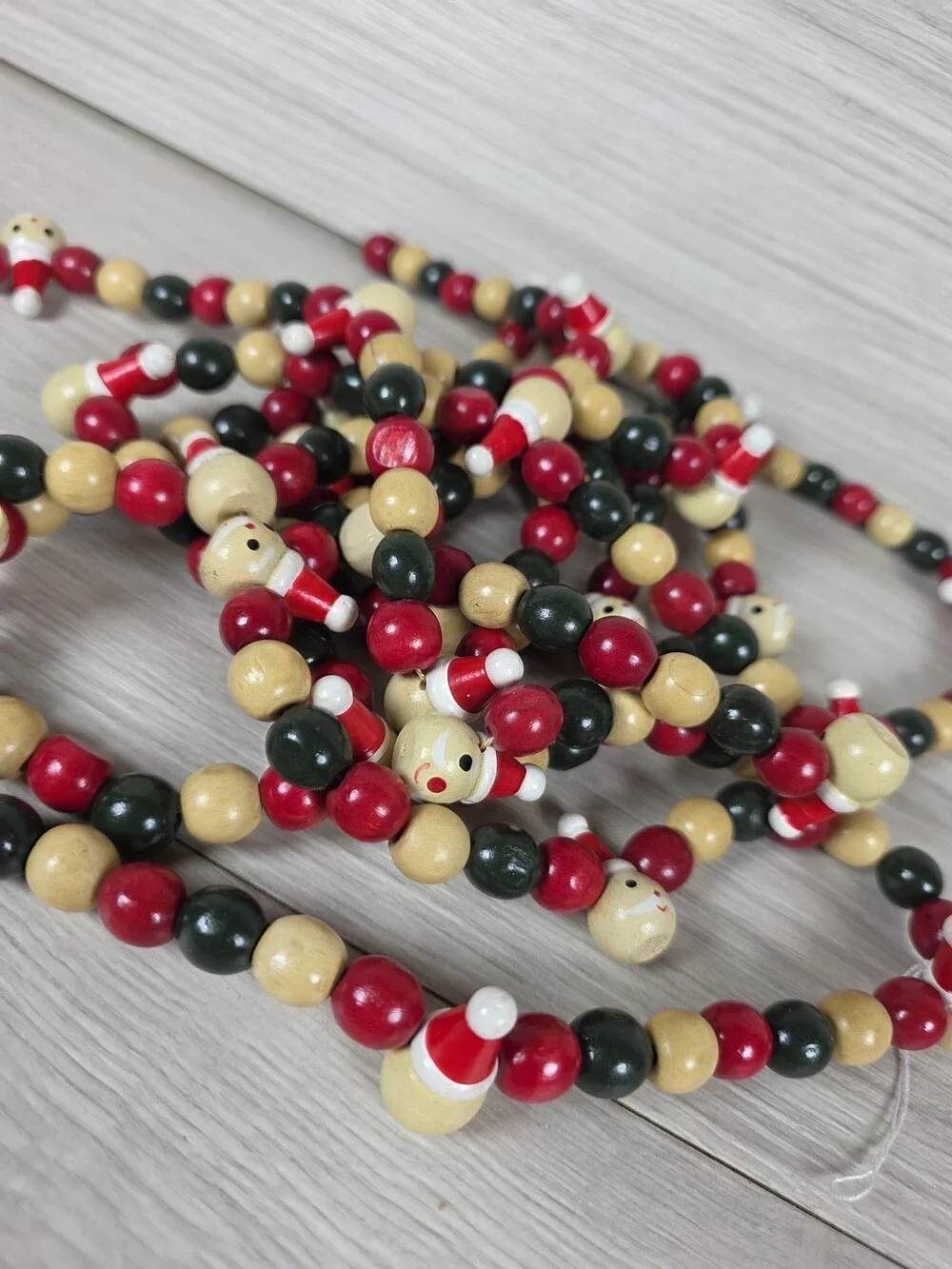 Set Painted Wooden Bead Garlands w Santa Heads Folk Art Holiday Primitive SU44
